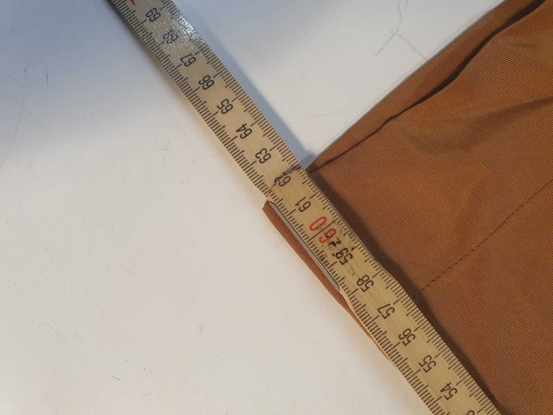 Pantalons: Mask Damenhose beige Grösse S – D'occasion à Zürich par loosebone 4
