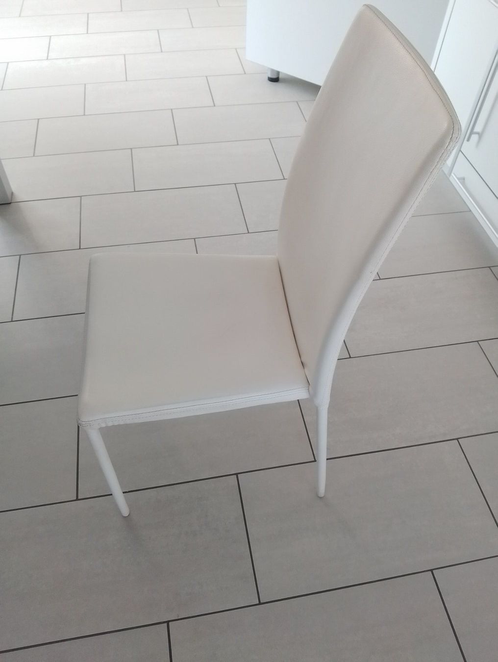 Sedie: 8x Moderne weisse Stühle, Pflegeleicht – Usato da eggersriet venduto da kon_nqm8 3