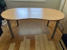 GRATIS - Bürotisch geschwungen