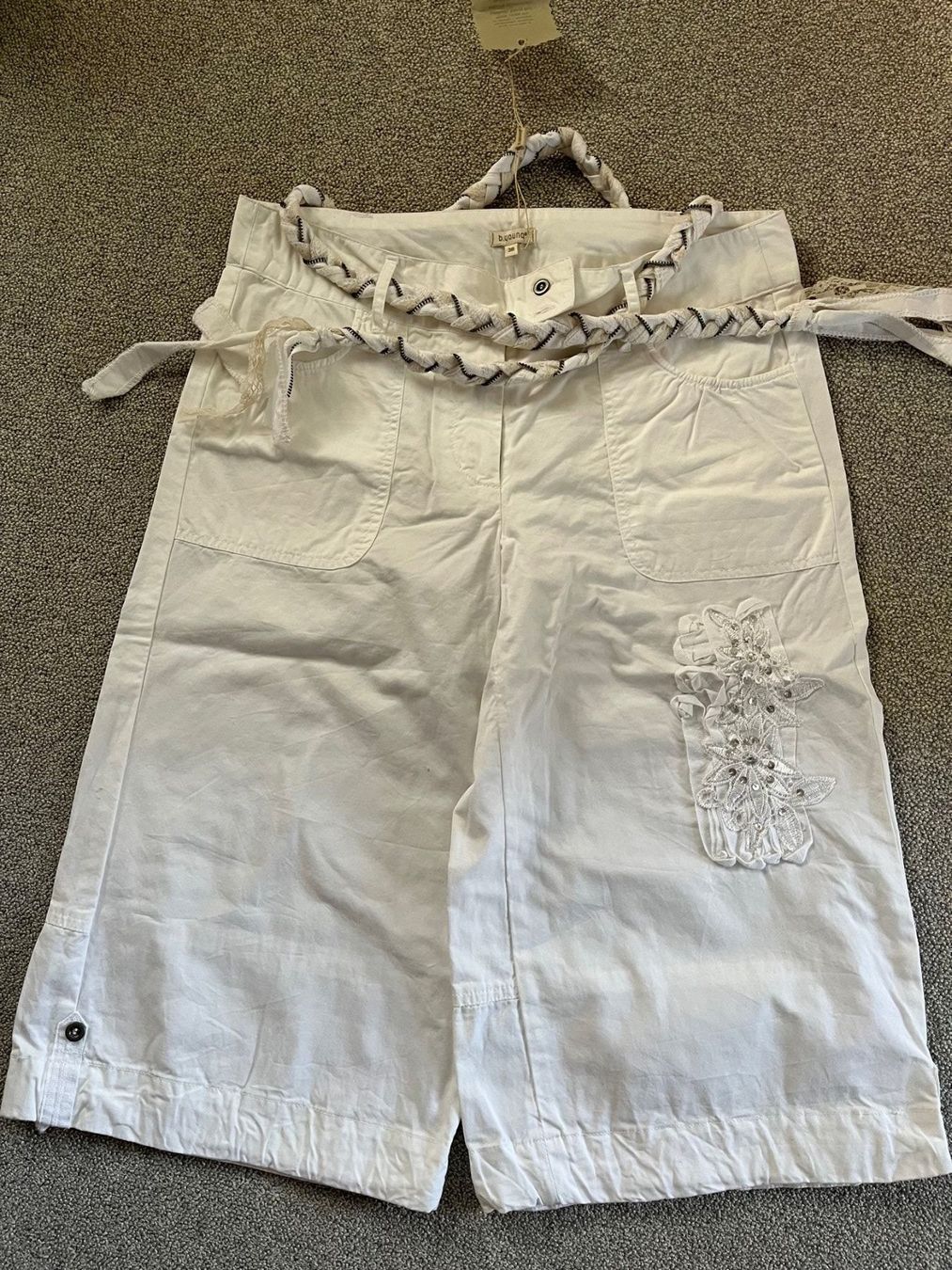 Pantaloni: Bermuda Short Gr 38 Fabrikneu – Nuovo e nell'imballaggio originale da Kleindöttingen venduto da nev_tn7c