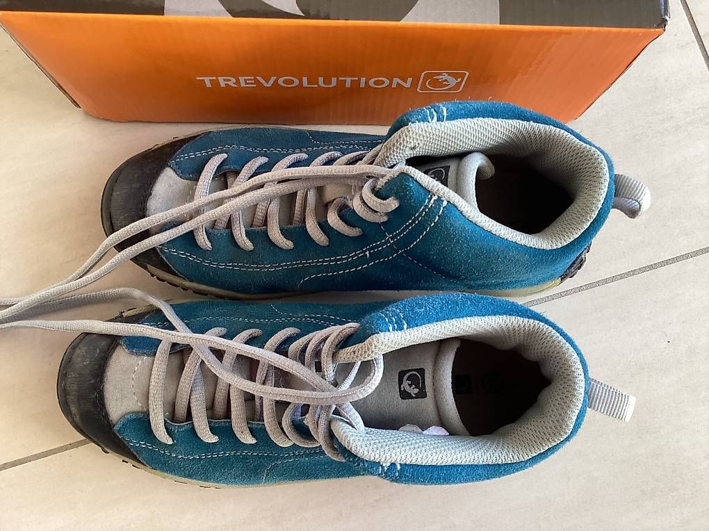 Scarpe per ragazzi: Chaussures de marche Trevolution taille 35 – Usato da Prangins venduto da ann_5ngr