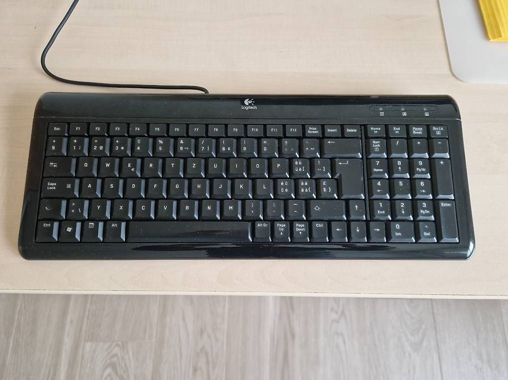 Claviers: PC-Tastatur – D'occasion à Reinach AG par Matthias.m 1