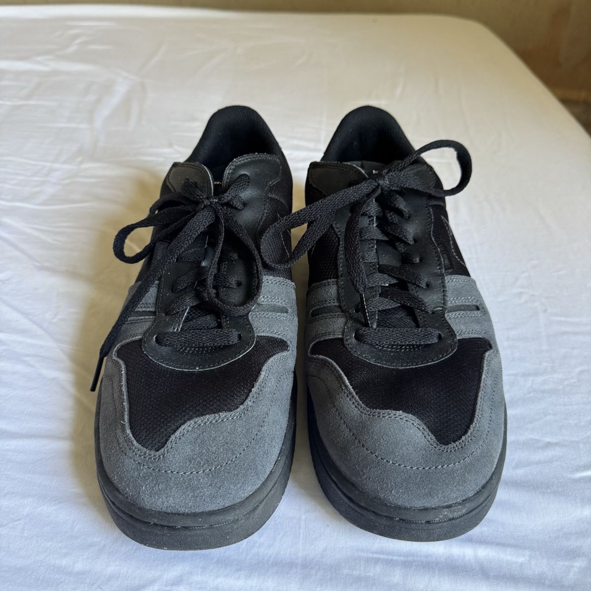 Nike Scarpe da uomo: Nike Squash-Type N.354 Black Anthracite – Usato da Lausanne 26 venduto da baptistevgl 1