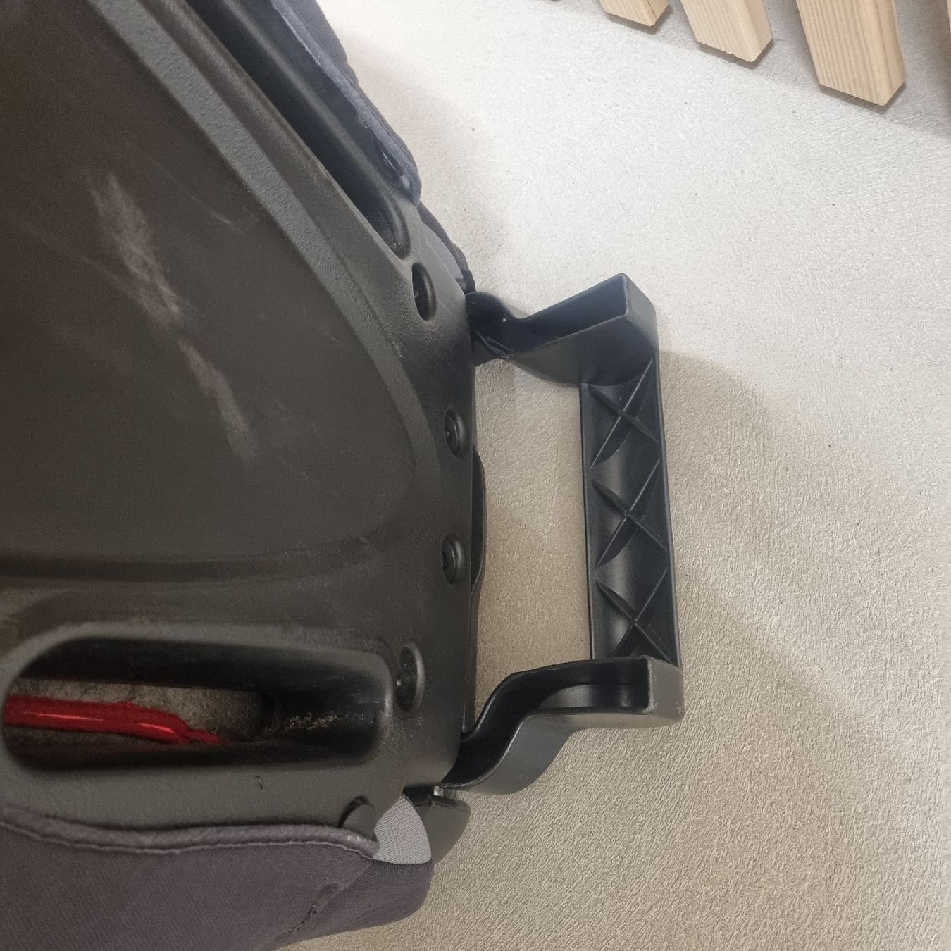 Seggiolini per auto: Autositz, rot/grau, , 9-36 kg, Prenatal – Usato da Luzern venduto da par_bf9c 4