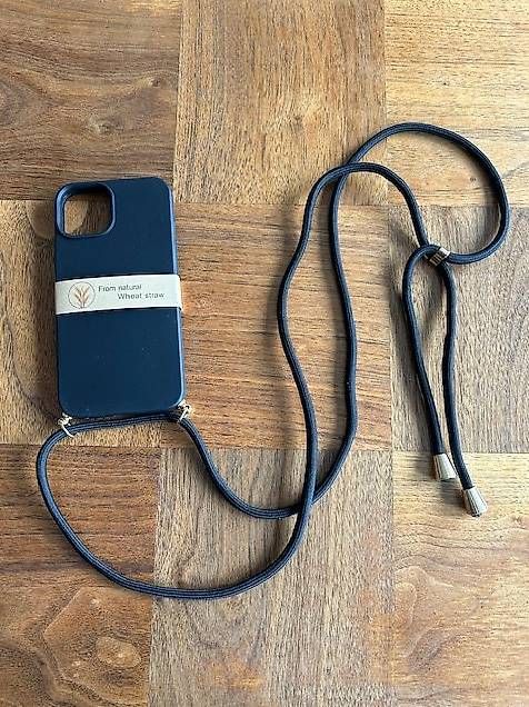 Covers & Schutzfolien: iPhone 14 Necklace Hülle – Gebraucht aus Wollerau von clarana01