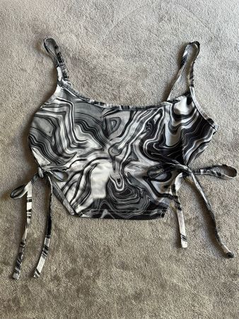Top court d'été à motifs marbrés - Taille 38 ☀️