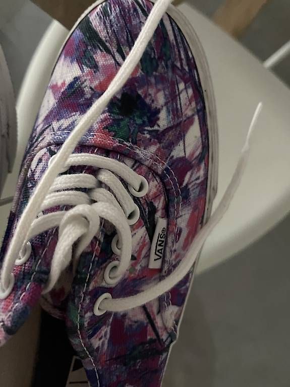 Scarpe da uomo: Vans disegni astratti – Usato da Canobbio venduto da Gio-desi 1