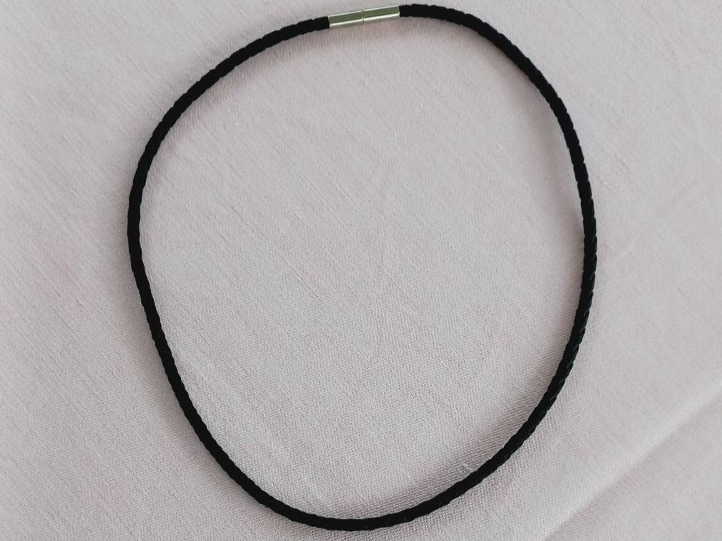 Ketten: Kordel  Halsband 44cm – Neu und originalverpackt aus Winistorf von acreativ 2