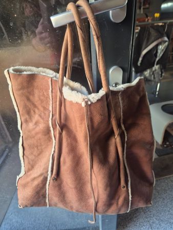 Sac Miu Miu en mouton retourné
