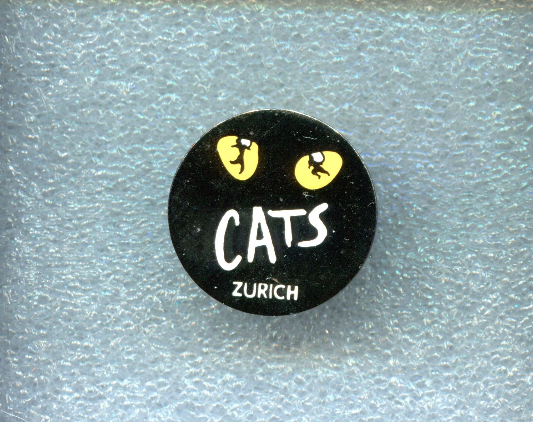 Plaketten & Abzeichen: CATS  Zürich – Gebraucht aus Winterthur von Sammleroase