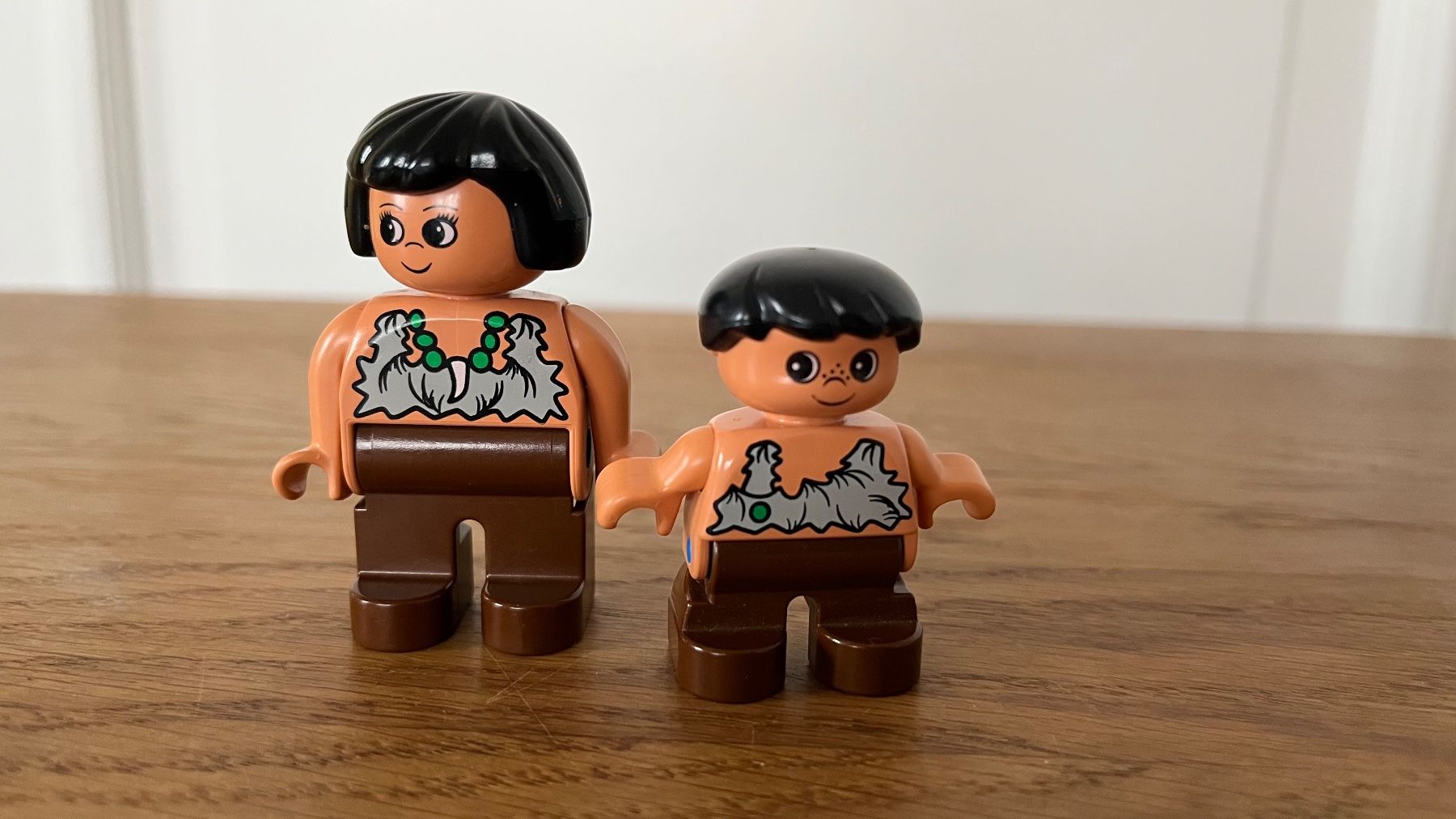 Lego Statuette: Lego Duplo Figur Caveman Steinzeit Höhle – Usato da Ennetbaden venduto da teo_yg9s 2