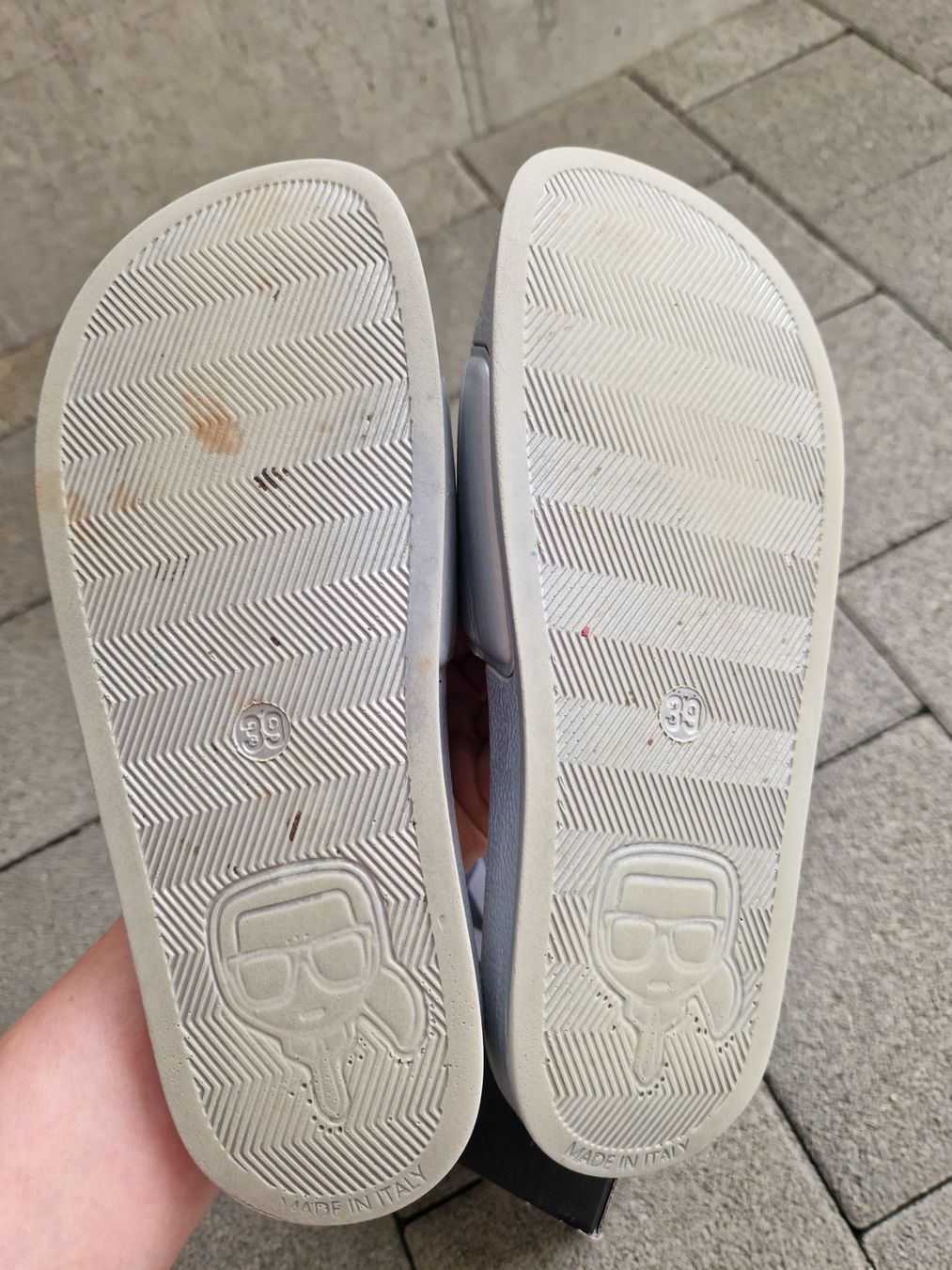 Karl Lagerfeld Scarpe da donna: Karl Lagerfeld Badeschuhe Silber Gr. 39 – Usato da Erlinsbach SO venduto da ULIKH 4