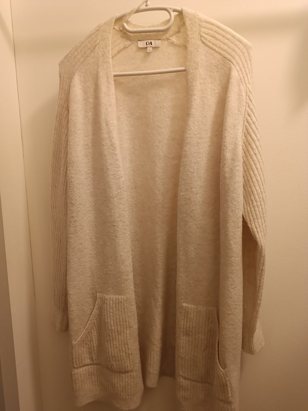C&A Giacche: C&A Strickjacke, creme, Grösse S – Usato da Luzern venduto da sim_lqq2