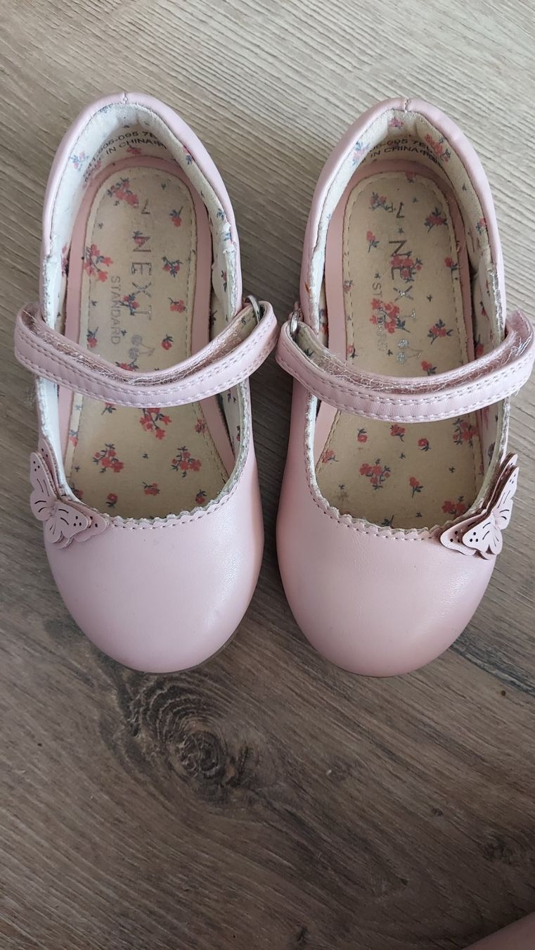 Scarpe per ragazze: Ballerinas Grösse 7 – Usato da Anglikon venduto da Yari05