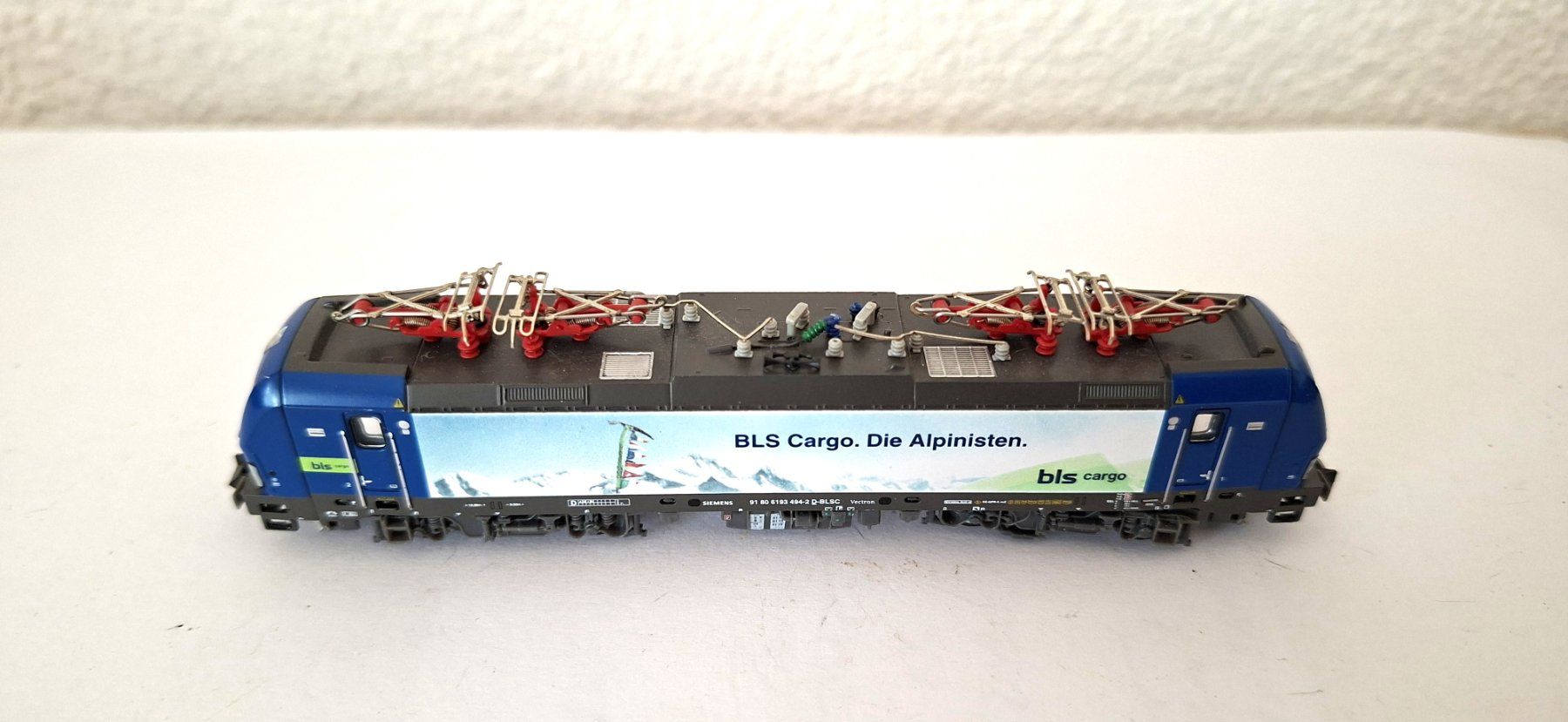 Hobbytrain Modellini di ferrovie: Hobbytrain BLS Cargo Alpinisten Hupac 494 " DIGITAL " – Usato da Biberist venduto da Ntrains 4