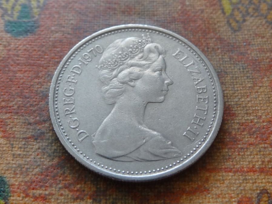 Tutti le monete: ROYAUME-UNI  5 Pence  1970 – Usato da Romanel-sur-Lausanne venduto da Swift13