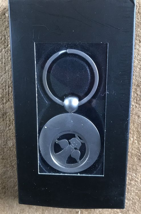 Schlüsselanhänger "Smile There's Gin" Von Gift Base (58x58 Mm) - Hochwertiger Kunststoff-Anhänger