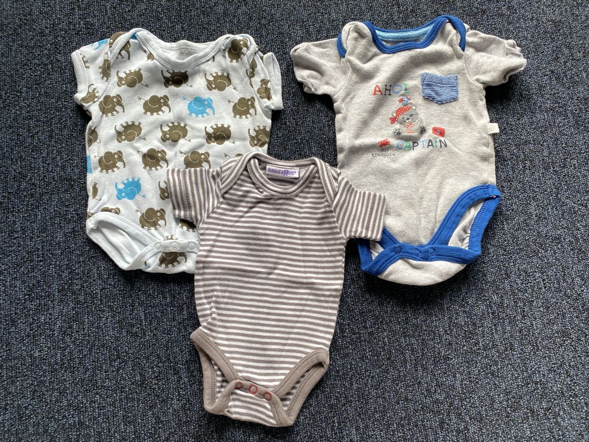Lotti & Set di vestiti: Kleiderpaket 3 kurzarm + 2 langarmbodys – Usato da Derendingen venduto da ros_9jmc 2