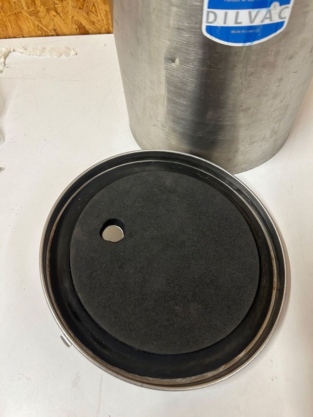Contenitori edile: 7L Dilvac Dewar Flask Container – Usato da Schupfart venduto da philippb06 6