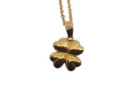 sehr schöne, goldige Kette mit Kleeblatt-Anhänger ab CHF 1.-