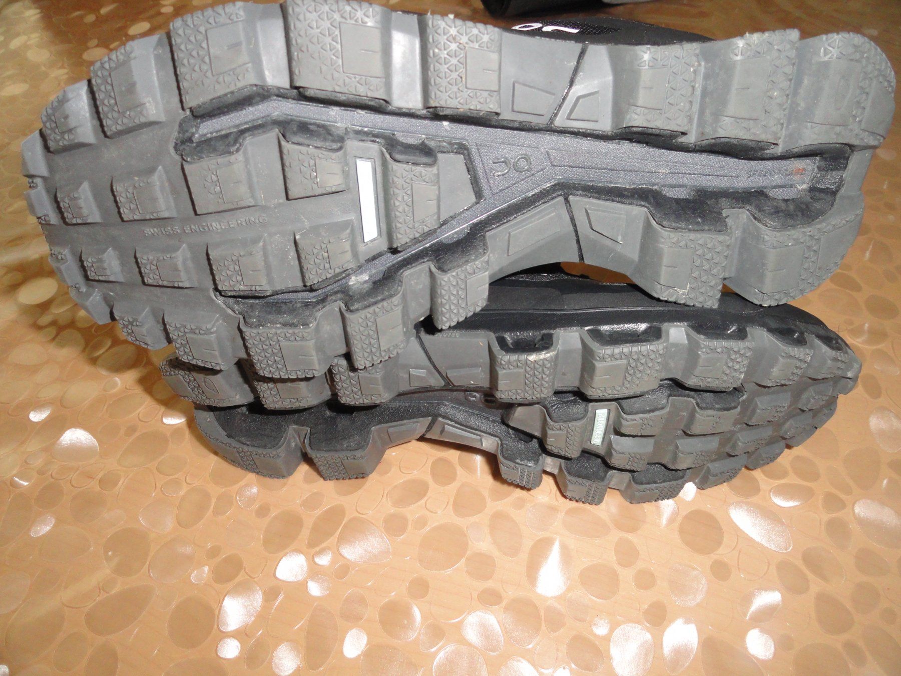 On Scarpe da uomo: NEUER ON TREKKING SCHUH GR. 41 *** – Nuovo (secondo la descrizione) da Uetendorf venduto da bibibop 2