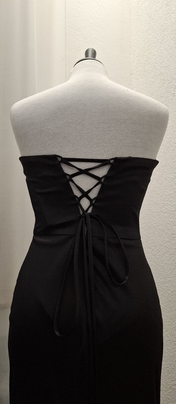 Vestiti: Schwarz kleid – Nuovo (secondo la descrizione) da Uster venduto da VMT. 5