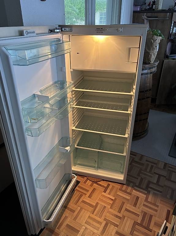 Bauknecht Frigoriferi: Kühlschrank Bauknecht – Usato da Rünenberg venduto da Clud