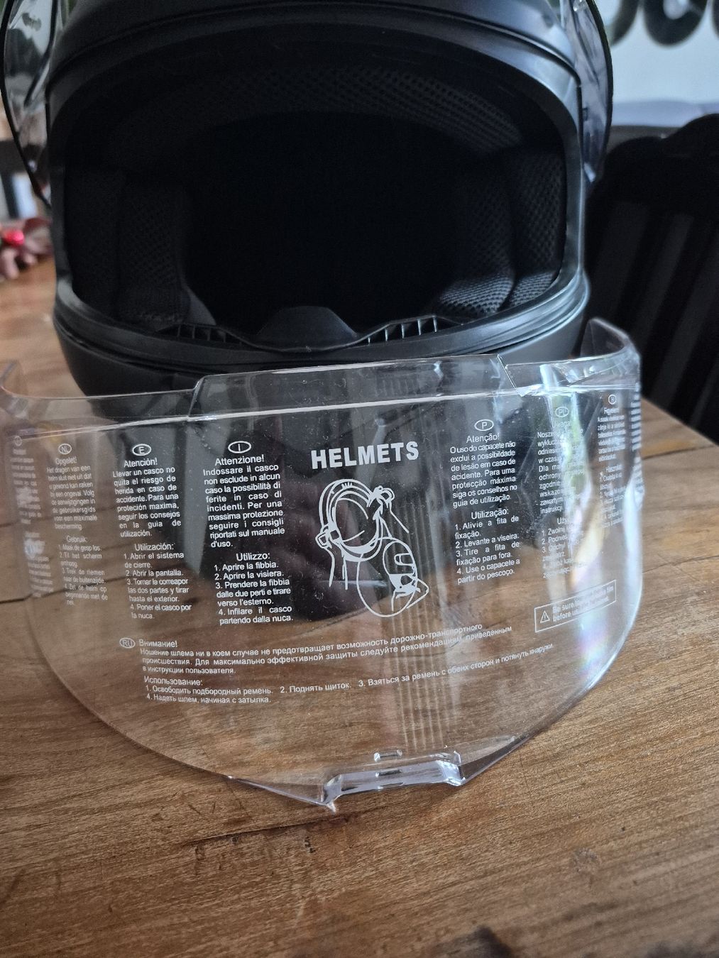 Caschi & visiere: Motorradhelm COURSE – Usato da Biel/Bienne venduto da sophieku 5