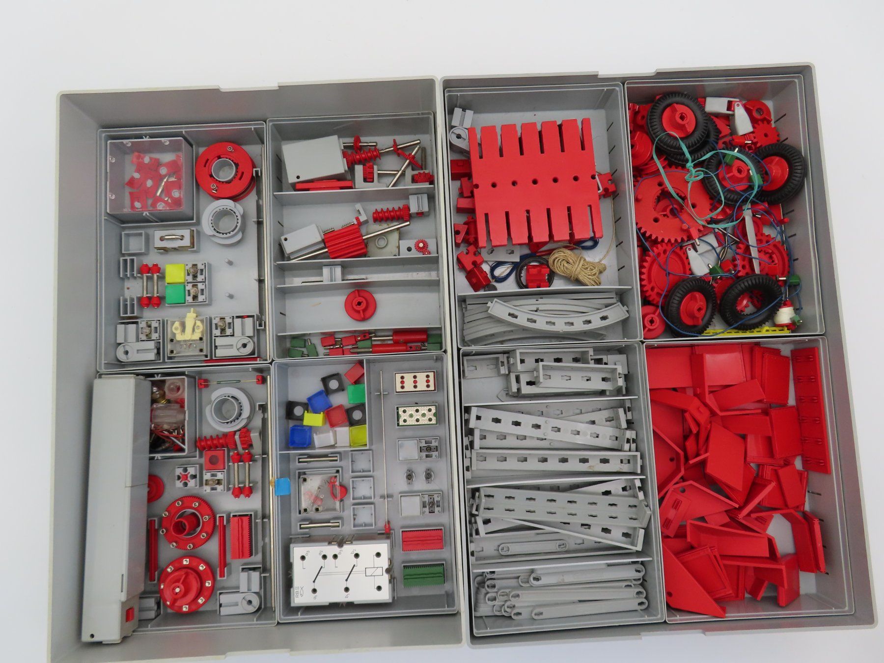 Fischer Kit di costruzioni: 2x Fischertechnik Box 1000 mit Anleitungen – Usato da Reinach BL venduto da WBZ-Flohmarkt 2