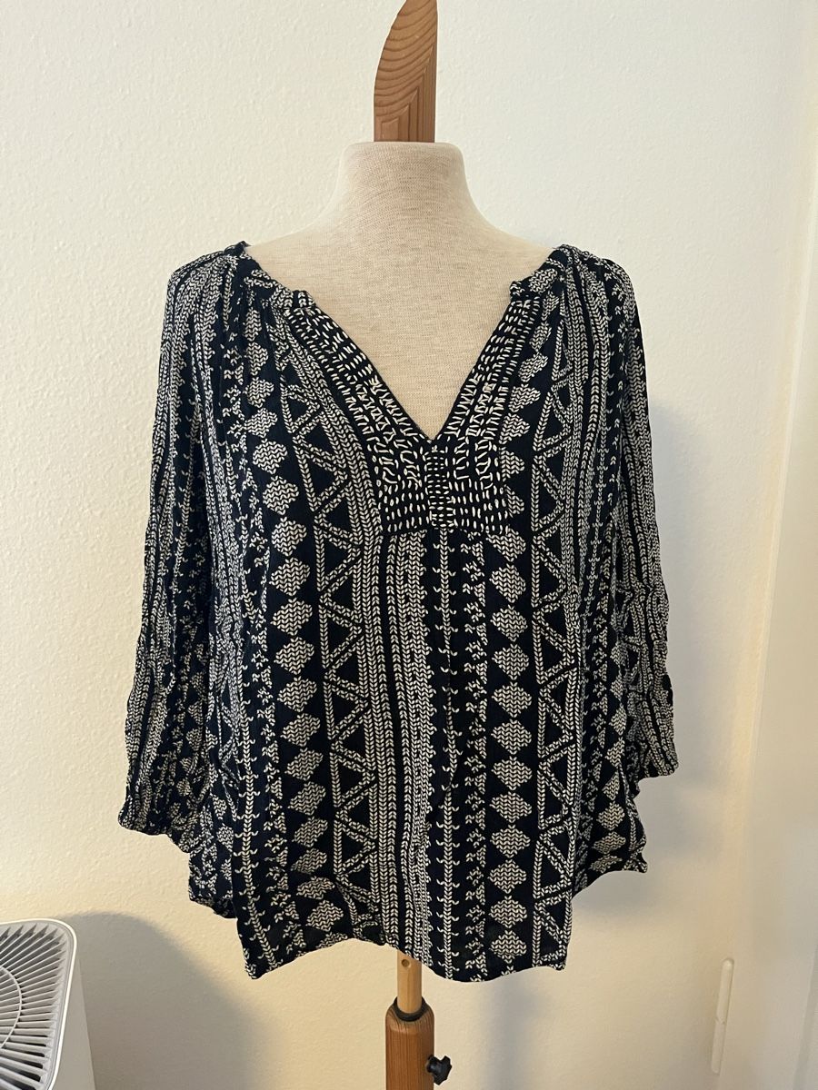 Blusen: Boho Bluse schwarz weiss Muster Gr.M von Velvet – Gebraucht aus Zürich von Brobin
