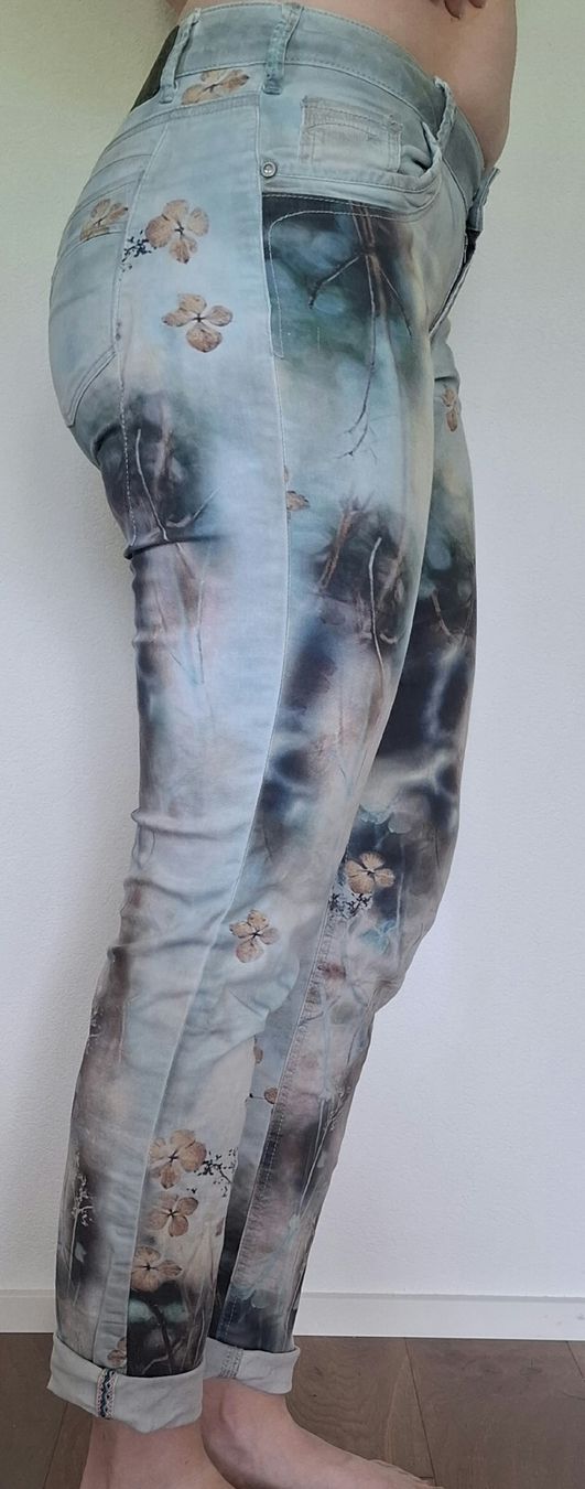 Nile Pantalons: Hose Nile S+ – D'occasion à Alpthal par Ing3_rid 1
