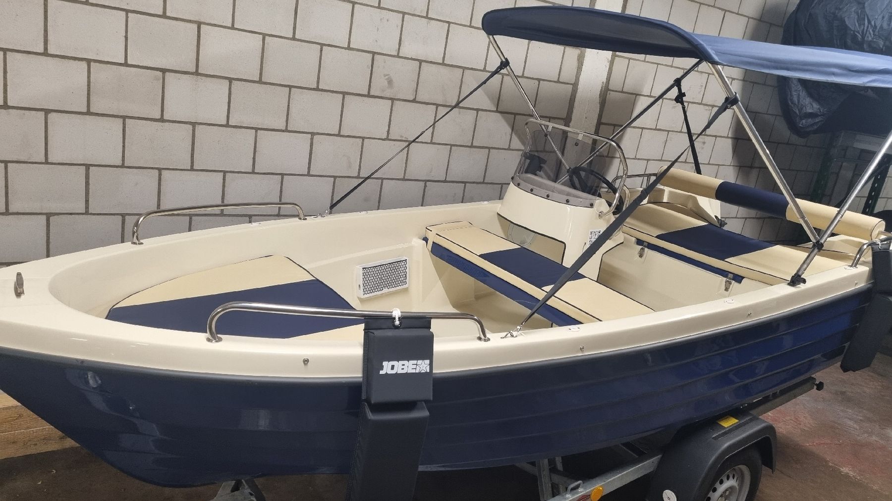 Barche: Ilka 400 Motorboot Neu – Nuovo (secondo la descrizione) da Gutenburg venduto da shinobi0072