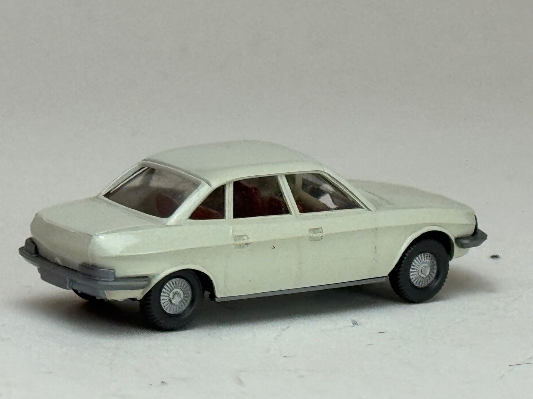Wiking Modellini d'auto: Wiking NSU RO 80 perlweiss eingesetztes Lenkrad – Usato da Elm venduto da Wikmtz 1