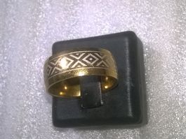 ring edelsthal,,vergoldet und weiss farben