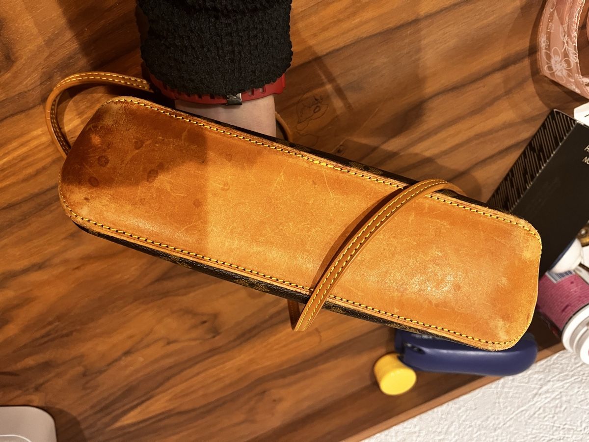Louis Vuitton Borse: Louis Vuitton Umhängetasche Monogramm Canvas – Difettoso da Dotzigen venduto da White_Warrior 2