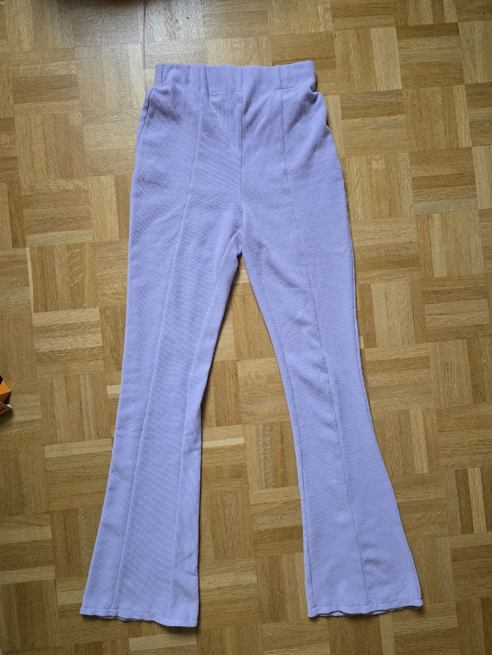 Hosen: Flared Hose – Gebraucht aus Belp von sar_r7ls