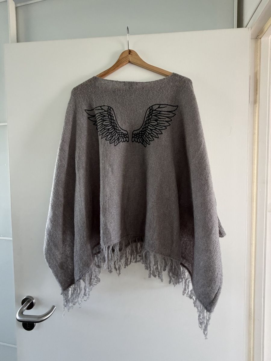Pulls & Sweat-shirts: Wunderschöner Poncho/Pullover aus dem Nile – Neuf (Voir description) à Lugnorre par SOM69 1