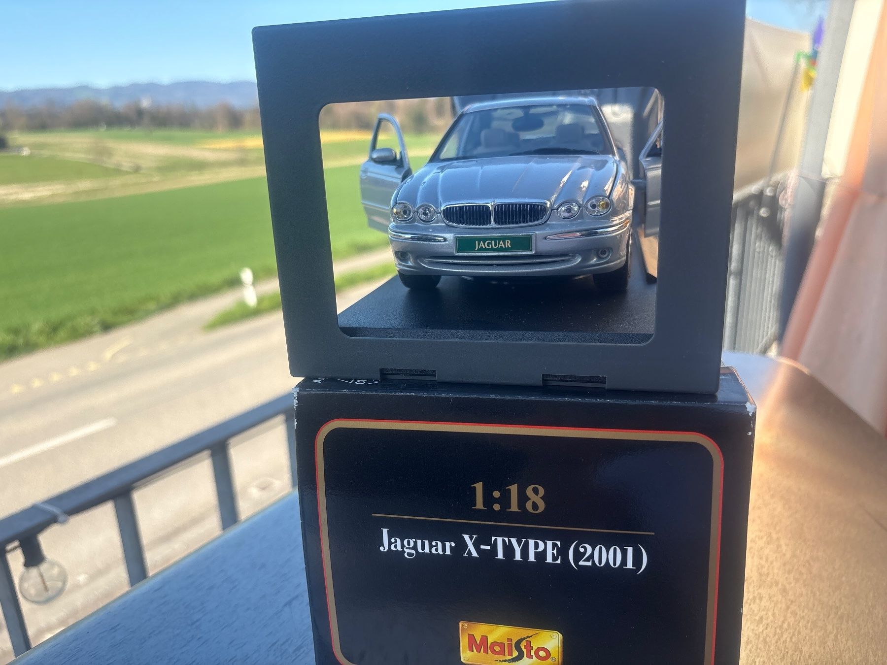 Jaguar Modellautos: Jaguar X-Type Coupé 1:18 2001 – Neu und originalverpackt aus Aarwangen von kah_79t5 2