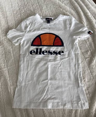 T-Shirt von Ellesse in Gr. S