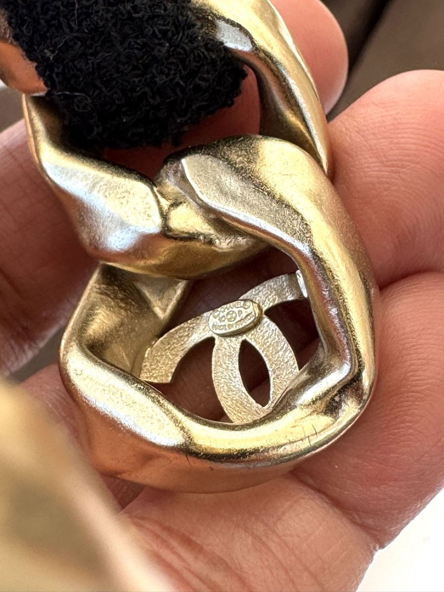 Chanel Bracciali & Braccialetti: Chanel Bangle Black Satin With Light Gold Hardware – Usato da Courtaman venduto da sultan16 5