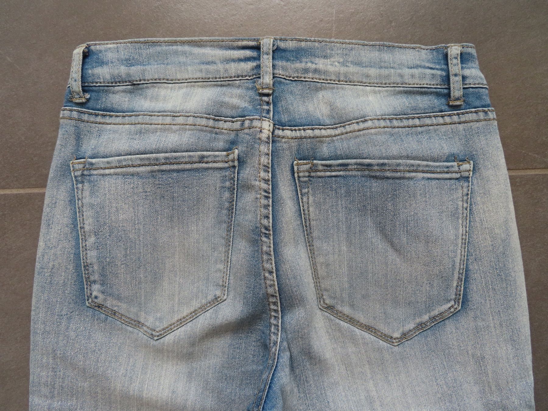 Jeans: Jeans CHICOREE Curvy Gr.36 +++top+++ – Usato da Wallenried venduto da Asyano 3