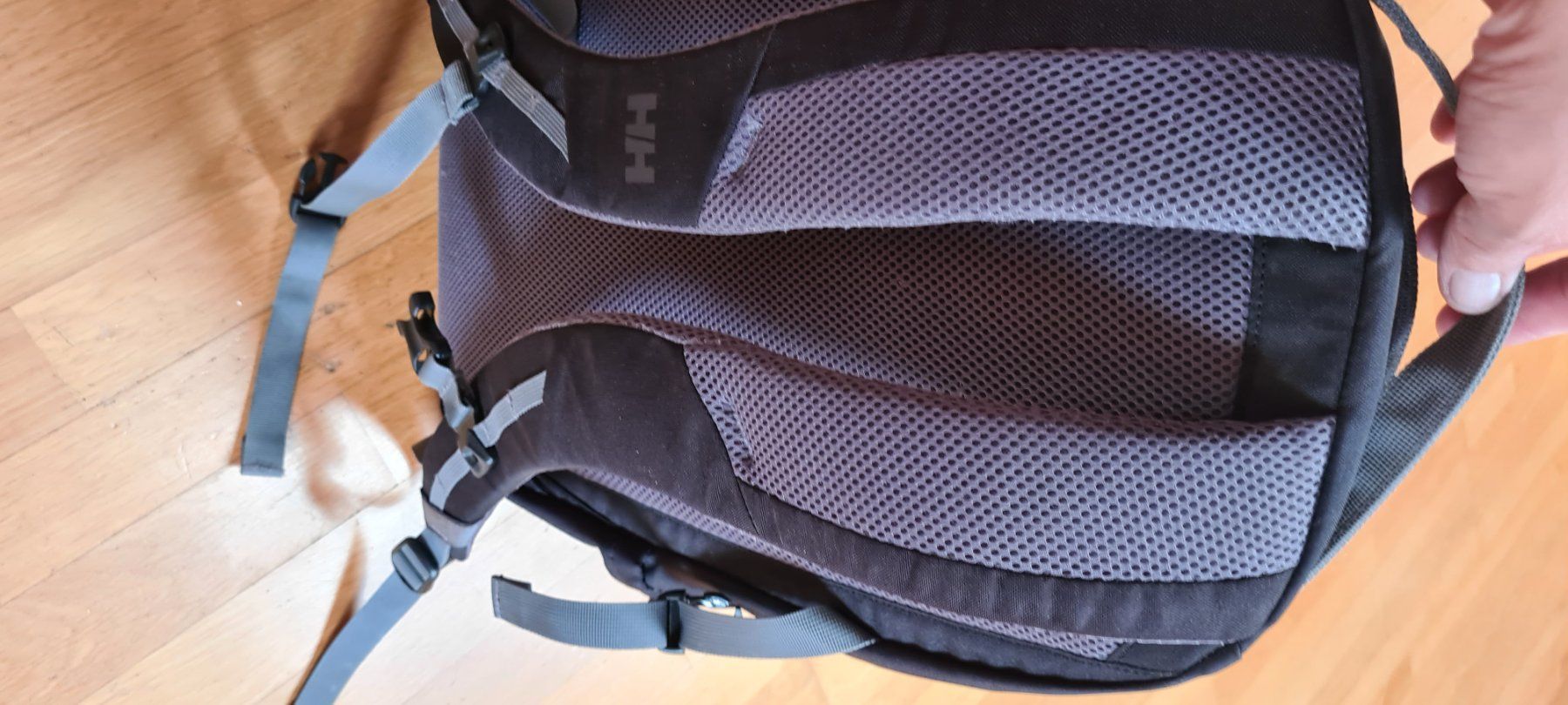 Zaini: HELY HANSEN Rucksack schwarz – Usato da Ferden venduto da jemyce 1