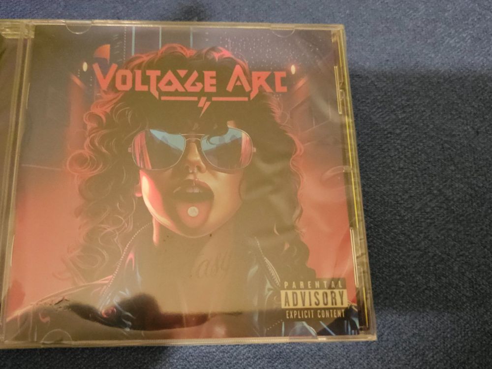 CD: Voltage Arc-Sextasy"swiss hard rock like Ac/DC/dj/hits – Nuovo e nell'imballaggio originale da Bremgarten AG venduto da musiccollector