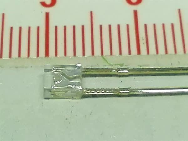 Componenti elettronici: Quader-LED 10 Stk 2x3x4mm klar/orange – Nuovo (secondo la descrizione) da Luzern venduto da Salefactory 3