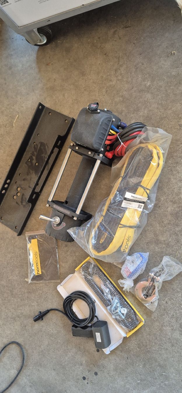 Altro per stoccaggio & trasporto: Seilwinde hornTools Alpha 12.0 Q 5400kg neu – Nuovo (secondo la descrizione) da Triengen venduto da leon133 3