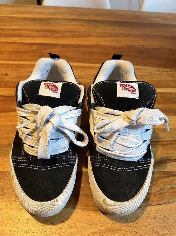 Chaussures hommes: Vans Knu School 40,5 – D'occasion à Martigny par reu_t2ln 1