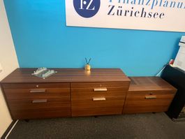 Grosses Sideboard / Büroschrank in Holzoptik – mehrere Schub