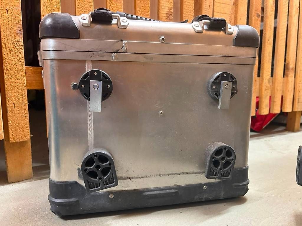 Valises de voyage: Set Touratech Koffer Zega Pro – D'occasion à Seewen SZ par ARust 1