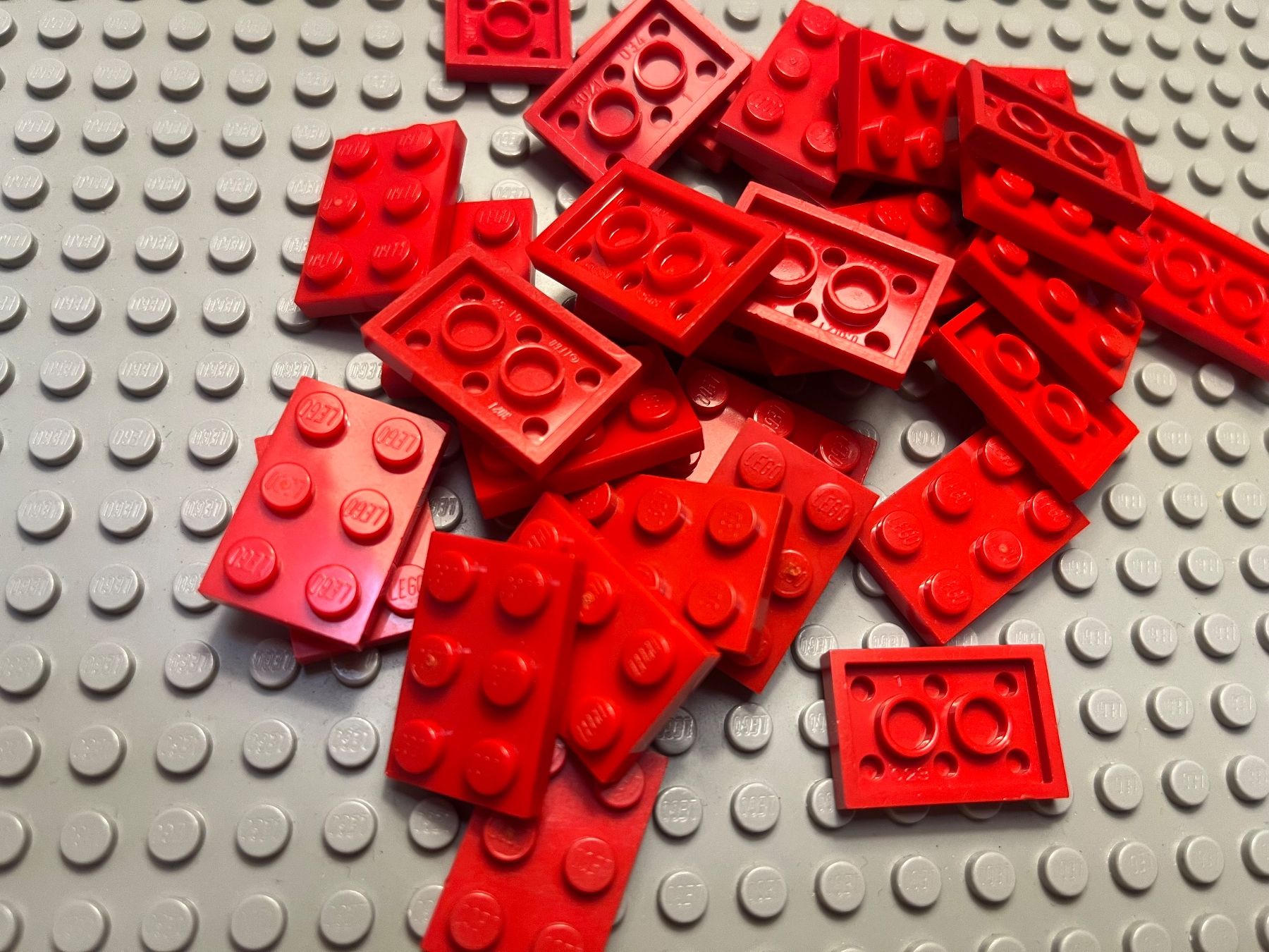 Lego Kit di costruzioni: Lego 46x Platten 2x3 (3021) – Usato da Basel venduto da Swi-7621