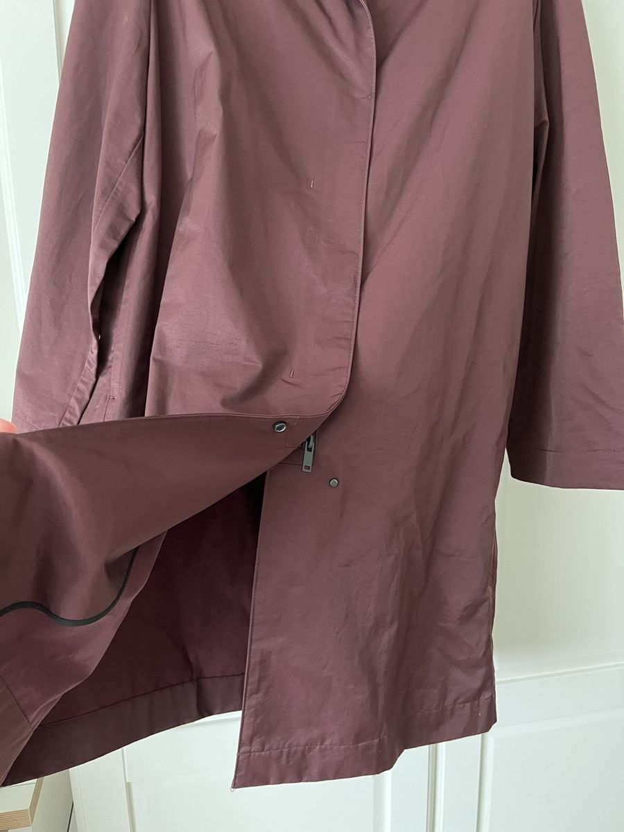 Zara Mäntel: Wasserdichte Trenchcoat – Neu und originalverpackt aus Allschwil von eyl_bb8q 7